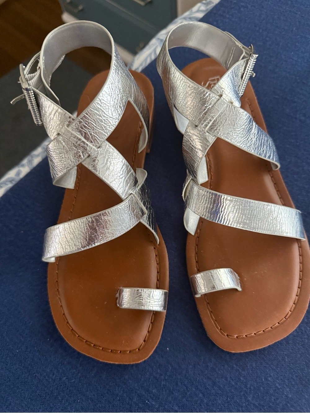 Franco Sarto Women's Metallic Silver Strappy Sandals❗️